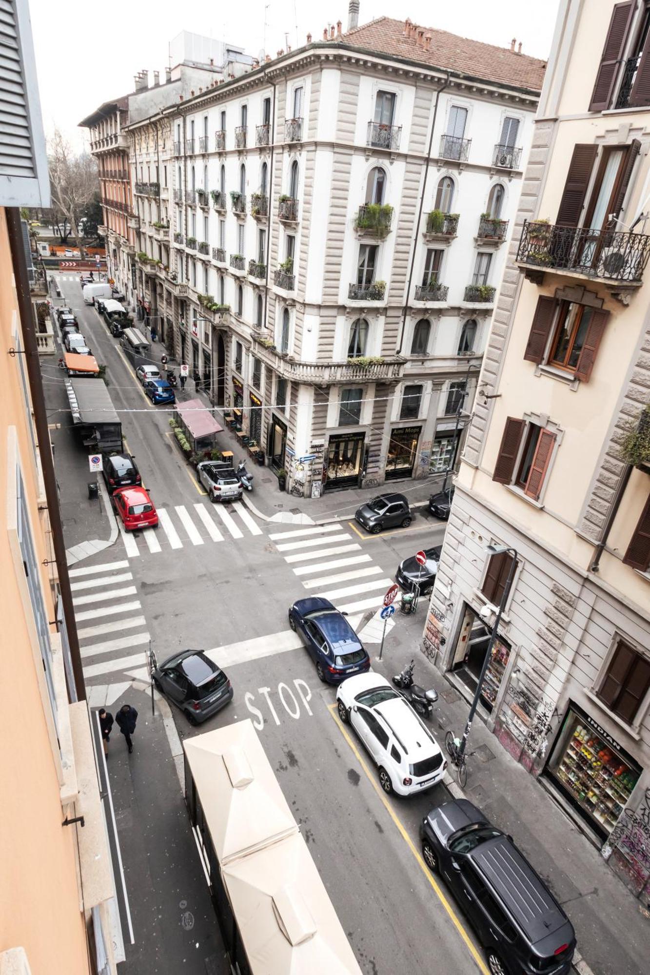 Cosy And Bright Flat In The Heart Of Porta Venezia Appartement